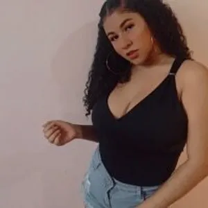 millie_boobs from stripchat