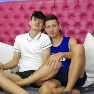 Derek_And_Mike from stripchat