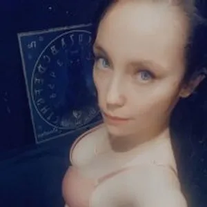 Hannah_Lovegood from stripchat