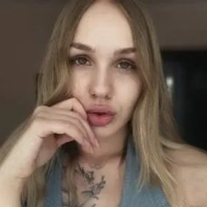 Queen_jules from stripchat