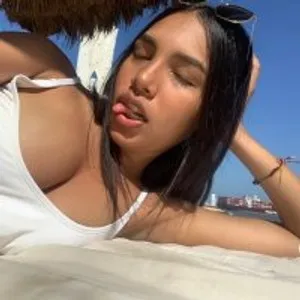 pau_2002 from stripchat