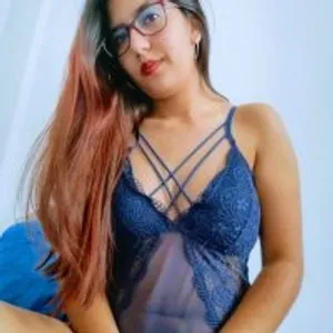 Lucy_lola from stripchat