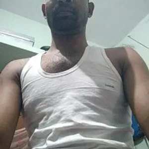 sexyboyraj1432 from stripchat