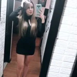 CUTEVIVI from stripchat