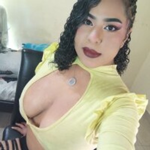 stripchat alisson-castro webcam profile pic via livesexr.com