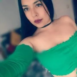 isabella_cute15 from stripchat