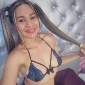 MILF_TWERKER from stripchat