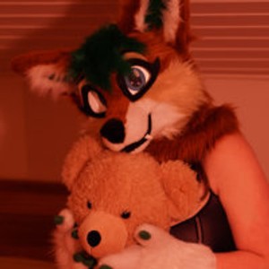 furry_foxxy