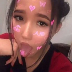 hinata_di from stripchat