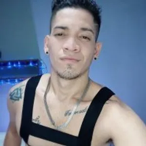 Maximo__Fun from stripchat