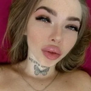 ArielSpell from stripchat