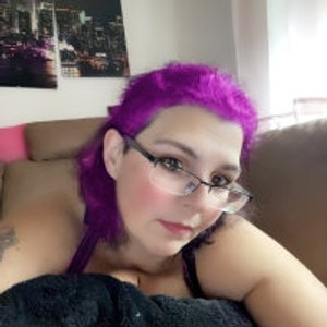 lovlysandra's profile picture