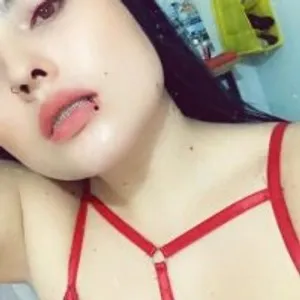 Courtney_cute19 from stripchat