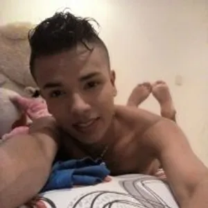 sweet_latinboy from stripchat