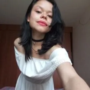 Flora_W from stripchat