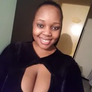 TITTYNBOOTYBAE from stripchat