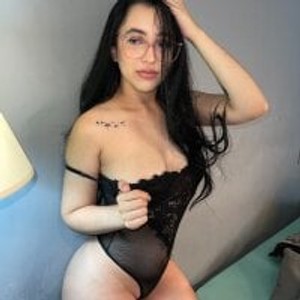Cam girl whiite_snow