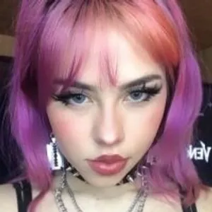 littlezoe_uwu from stripchat