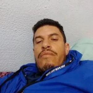 Juanchosexx1 from stripchat