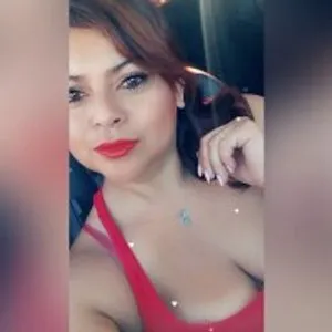 nica_queen from stripchat