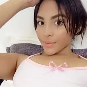 AlexandraCollins from stripchat