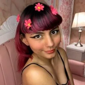 LeslieMoon from stripchat