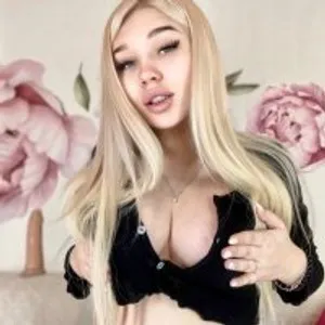 LeilaBustyBaby from stripchat