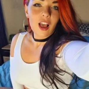 RedFoxbb from stripchat