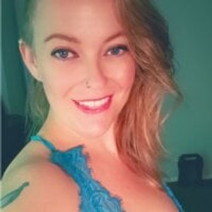 show2cam.com britteebee livesex profile in milf cams