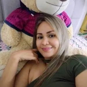 lorena_five11 from stripchat