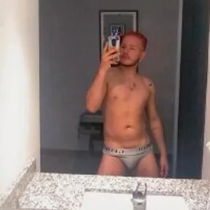 ticolatinboy from stripchat