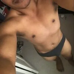 Quinnvan from stripchat