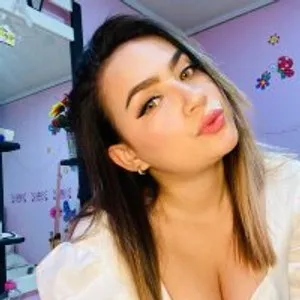 NayaraQueen__ from stripchat