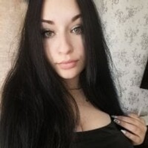 Camgirl is actually offline