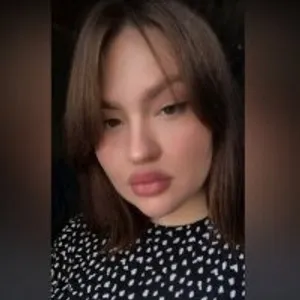 swetsusi19_ from stripchat