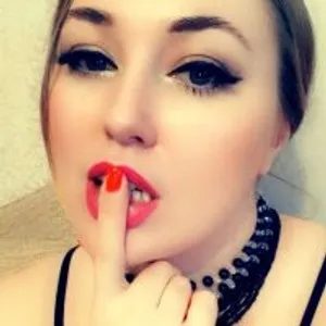 XCreamyRistyX from stripchat