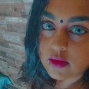 IndianPoojaDesi from stripchat