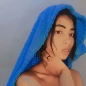 ariia-18 from stripchat