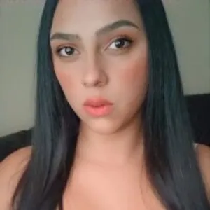 khloe_mendez_ from stripchat