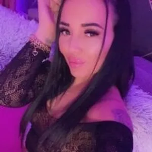 SweetGabrielaLory from stripchat