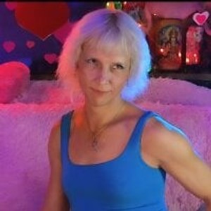 sexcityguide.com Alexa_Cosmic livesex profile in mature cams