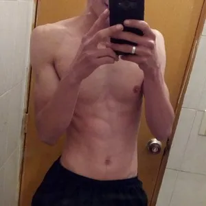 YOUR_SKINNY from stripchat