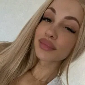 KrissLa from stripchat