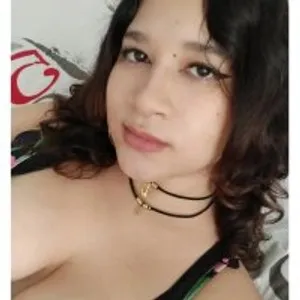 Yoursexxwife from stripchat