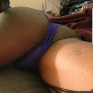 creamy_chocolate from stripchat