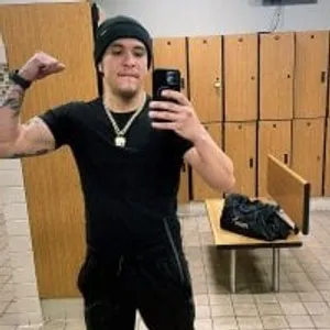 AmericanMusclee from stripchat