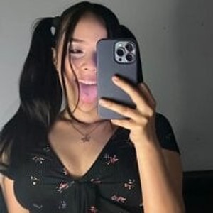 Little_Amber6 webcam profile - Venezuelan