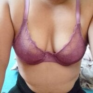 Boobsmama17's profile picture