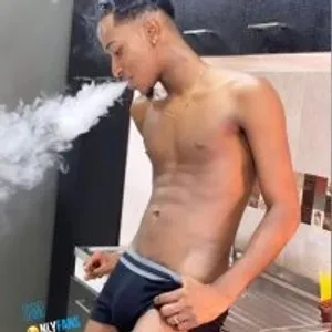 latinsexxboys from stripchat