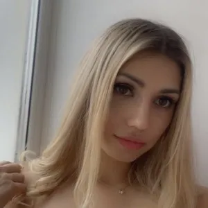 _Little_Lina_ from stripchat